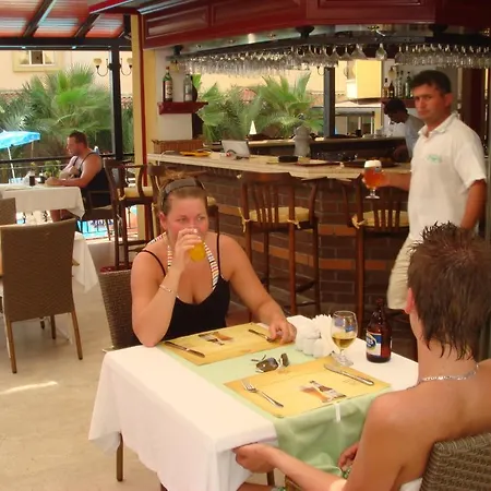 Aroma Szálloda Alanya