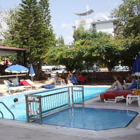 Aroma Szálloda Alanya