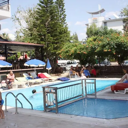 Hotell Aroma 3*